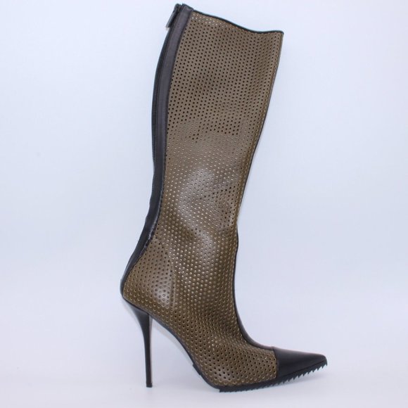 Michael Kors Perforated Leather Abigail Runway Boots Brown/Black Size 40 New - Picture 9 of 13